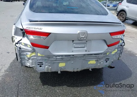 2021 Honda Accord Sport 2.0T z USA, uszkodzony, nr VIN 1HGCV2F30MA025302